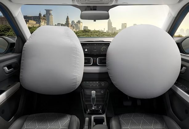 Dual Front Airbags